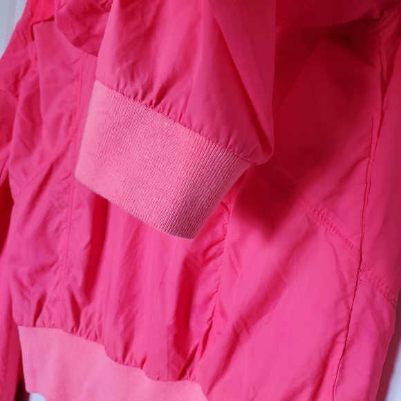 AEO Coral Pink Lightweight Windbrraker Sz. Medium - Picture 2 of 6